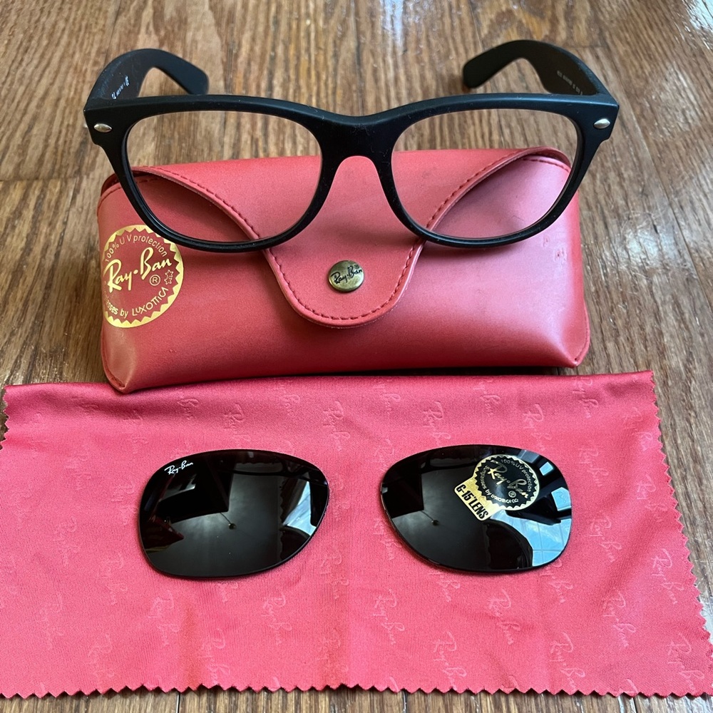 Rayban RB2132 Wayfarer Sunglasses